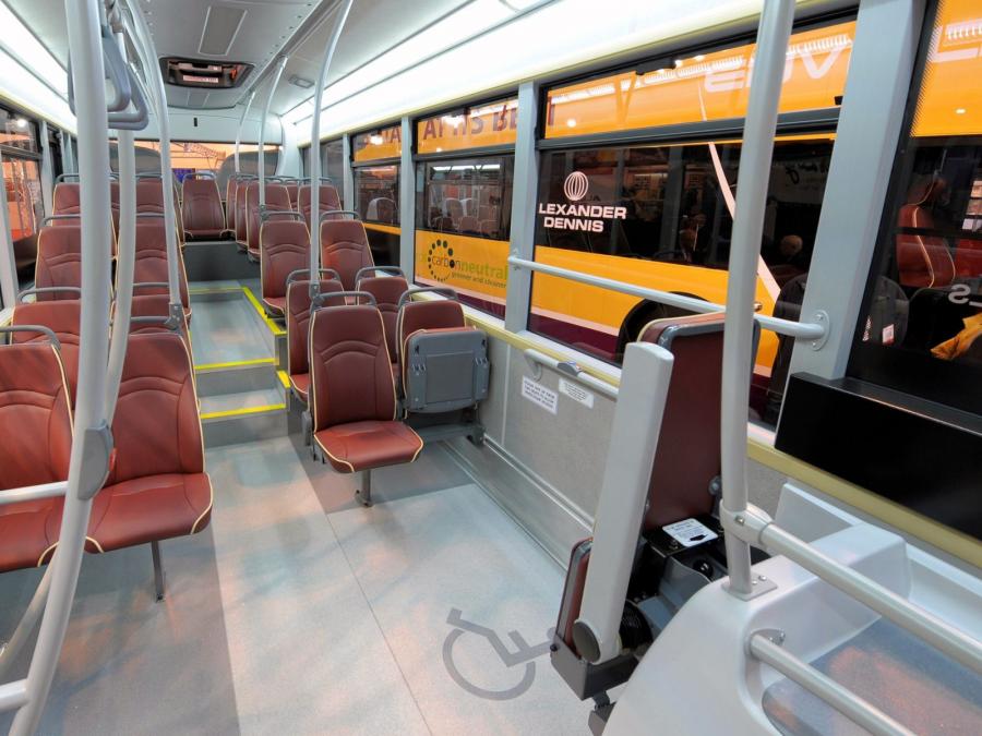 Интерьер Alexander Dennis Enviro200 2009 года  (фото 7 из 7)